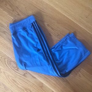 Adidas crop gym pants